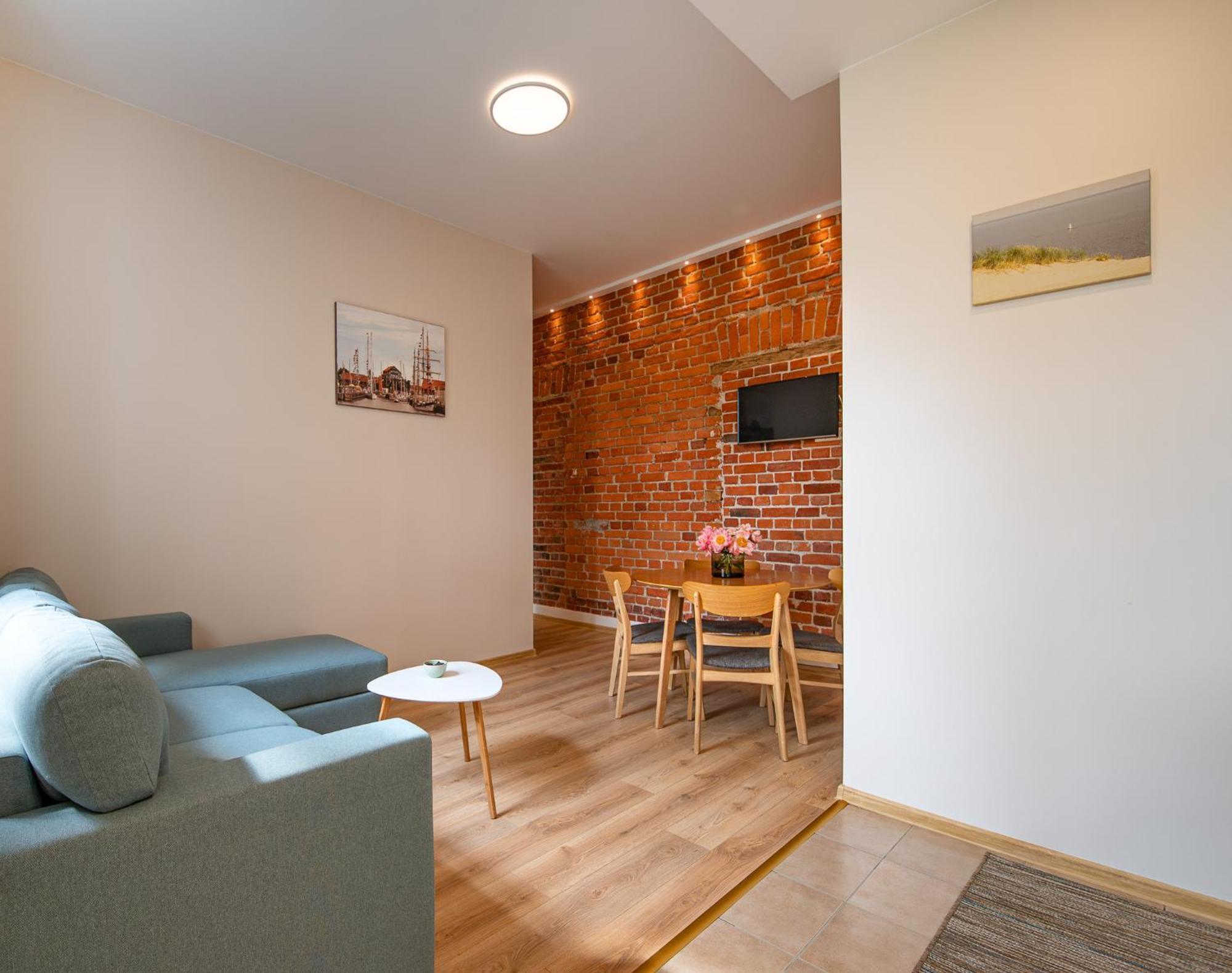 Red Brick Apartments Klaipėda Exterior foto